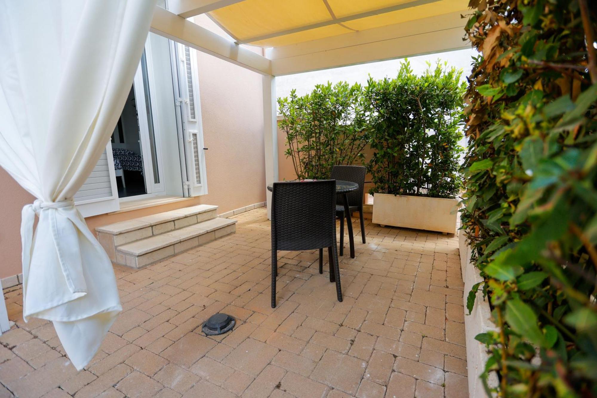 Le Murge Del Salento Hotel B&B Depandance Uggiano La Chiesa Eksteriør bilde